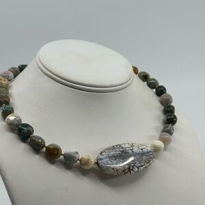 New Handmade Multicolor Agate Choker with Gold Findings